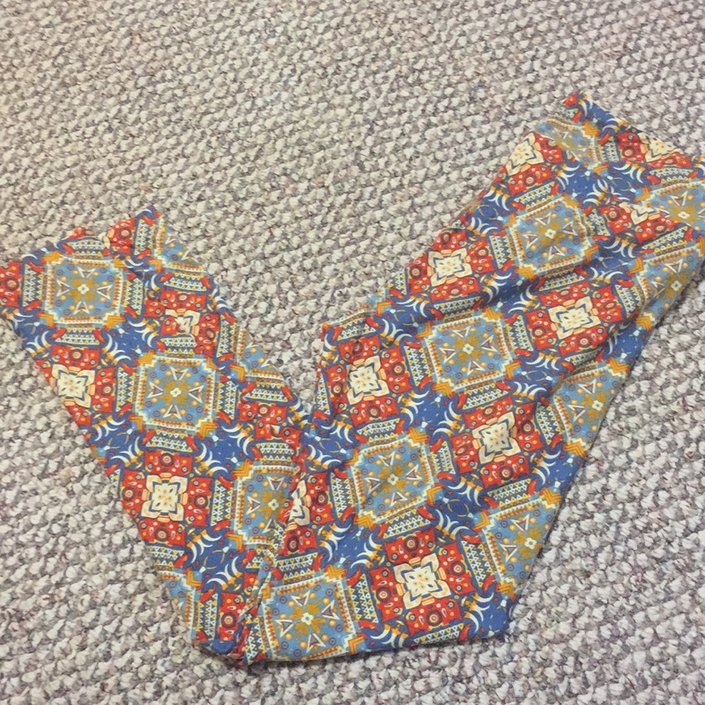 Lularoe Aztec Leggings